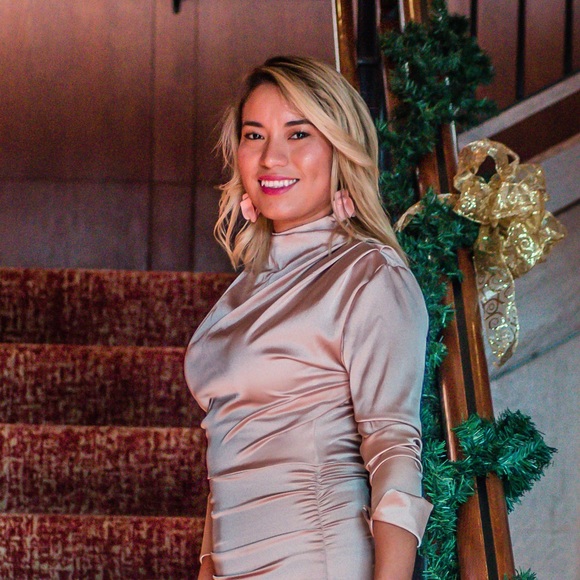 Meet your Posher, Angie - Picture 1 of 1